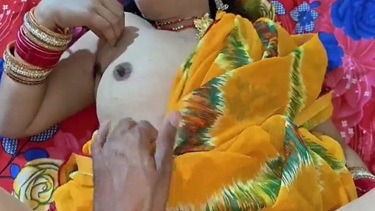 कामुक भाभी को नींद से जगा के चोद दिया