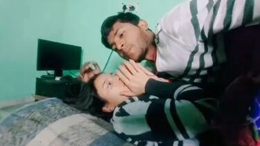 राजस्थानी गांव की लड़क का सेक्सी वीडियो