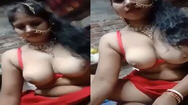 साहब की दुल्हन को नौकर ने चोद दिया